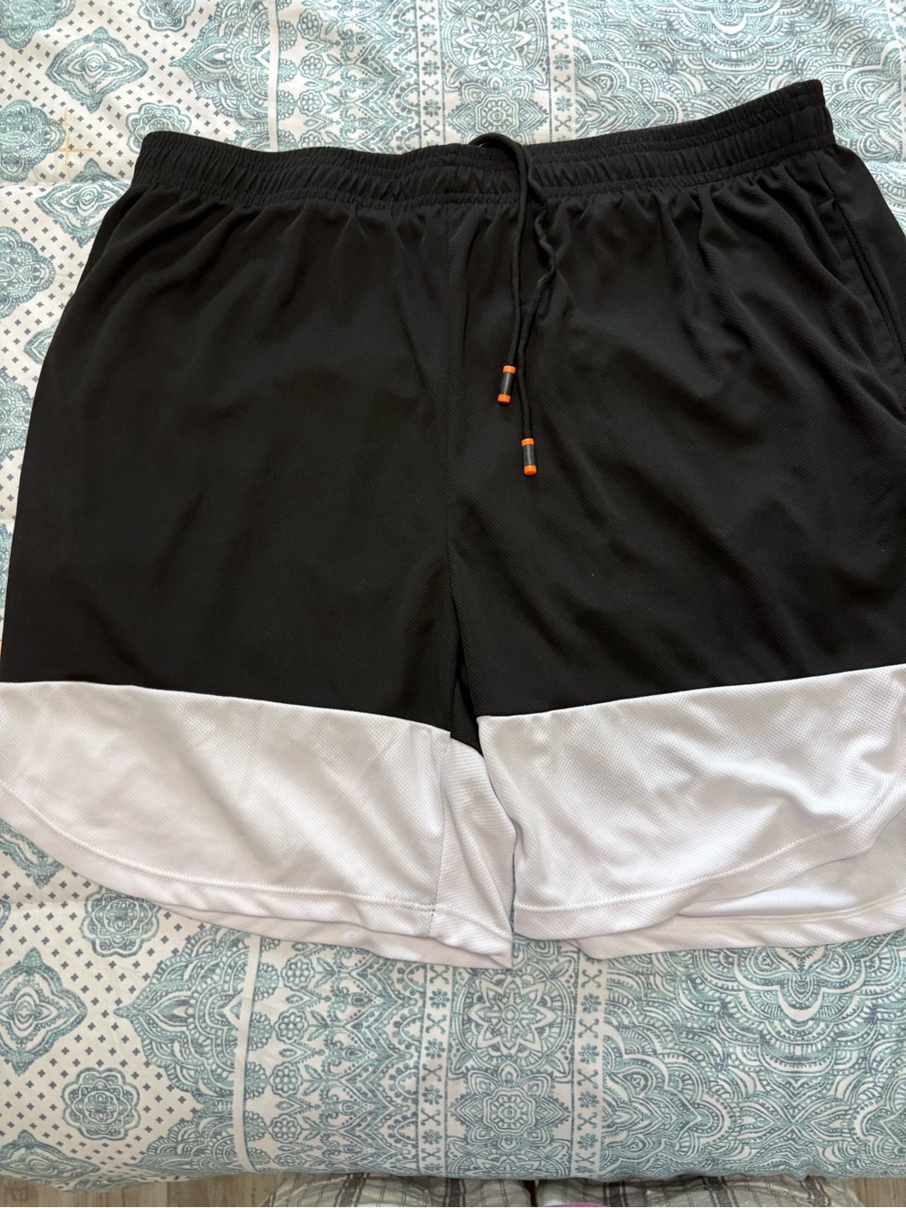 Men's Black and White Two-Tone Athletic Shorts with Drawstring
